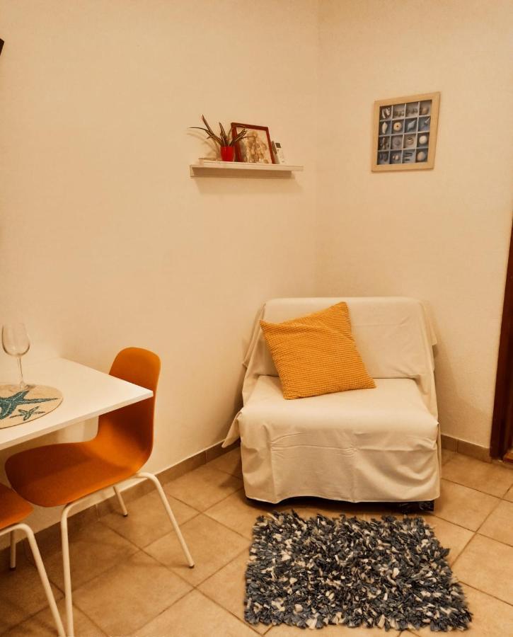 Apartments Pero ポドゥゴラ エクステリア 写真
