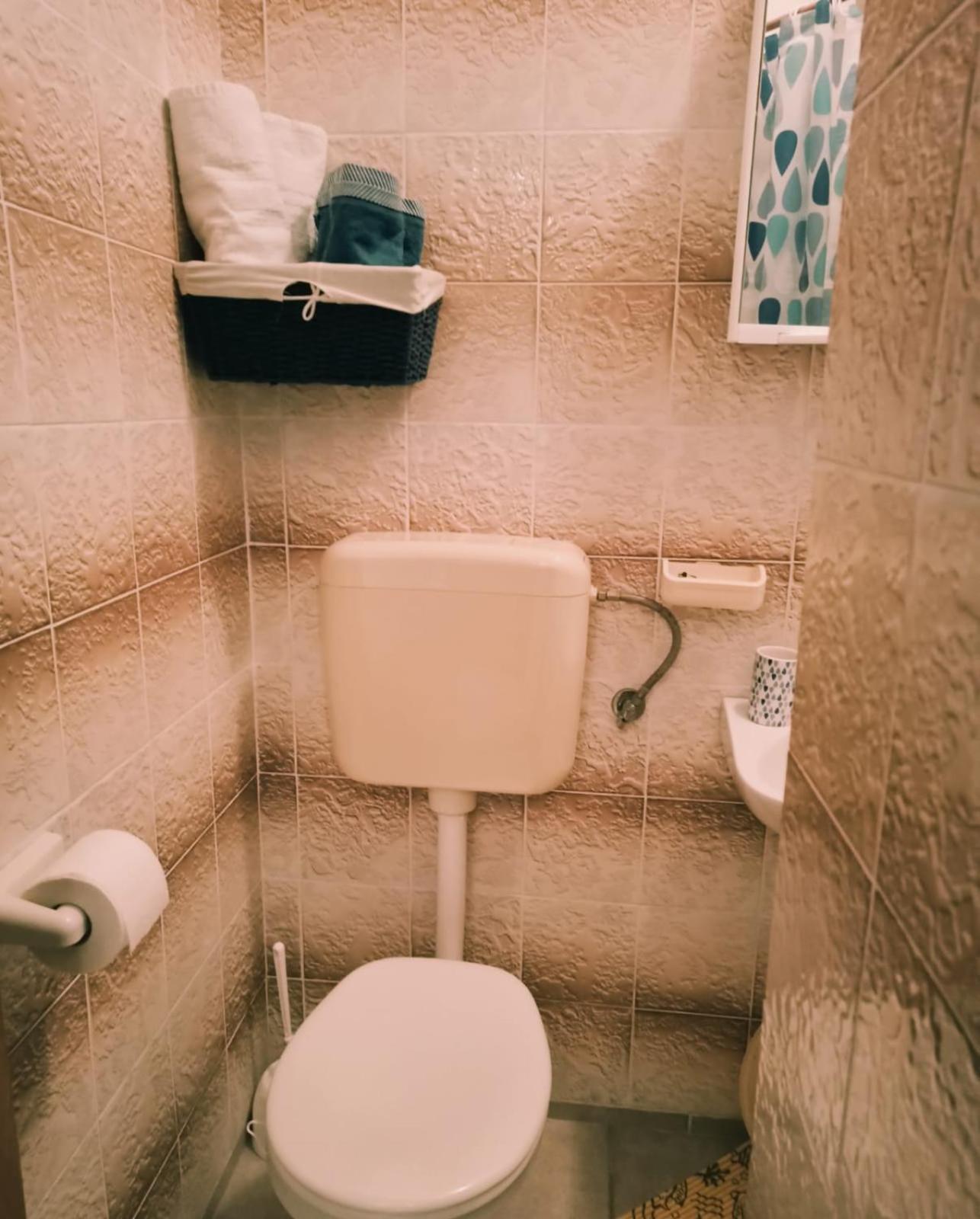 Apartments Pero ポドゥゴラ 部屋 写真