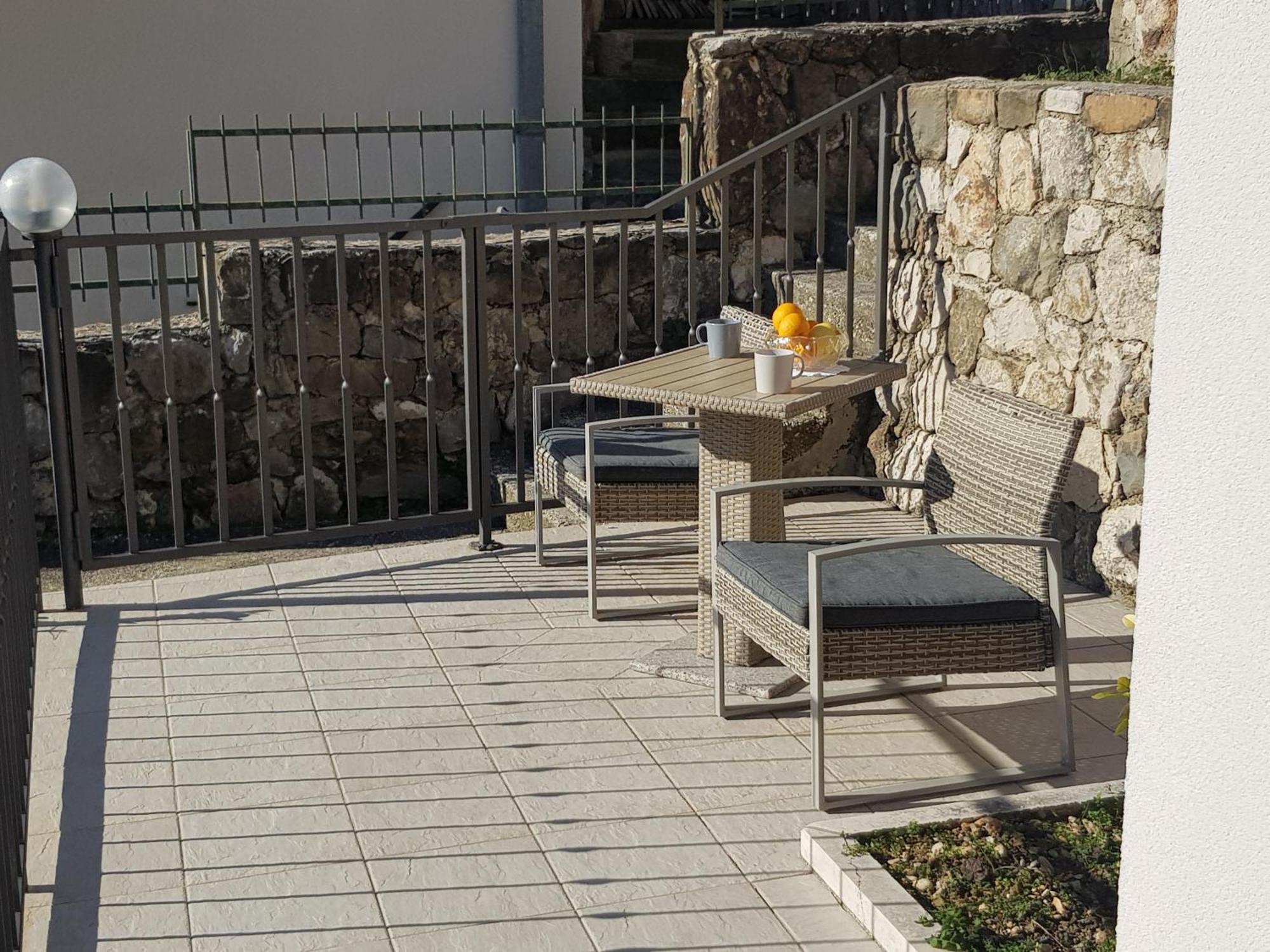 Apartments Pero ポドゥゴラ 部屋 写真