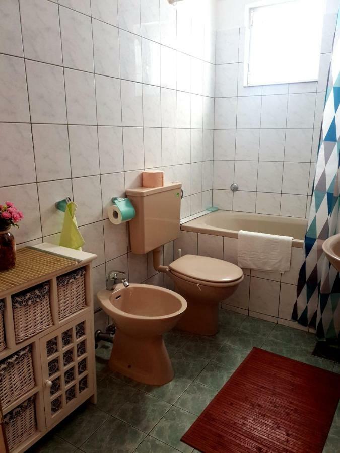 Apartments Pero ポドゥゴラ エクステリア 写真