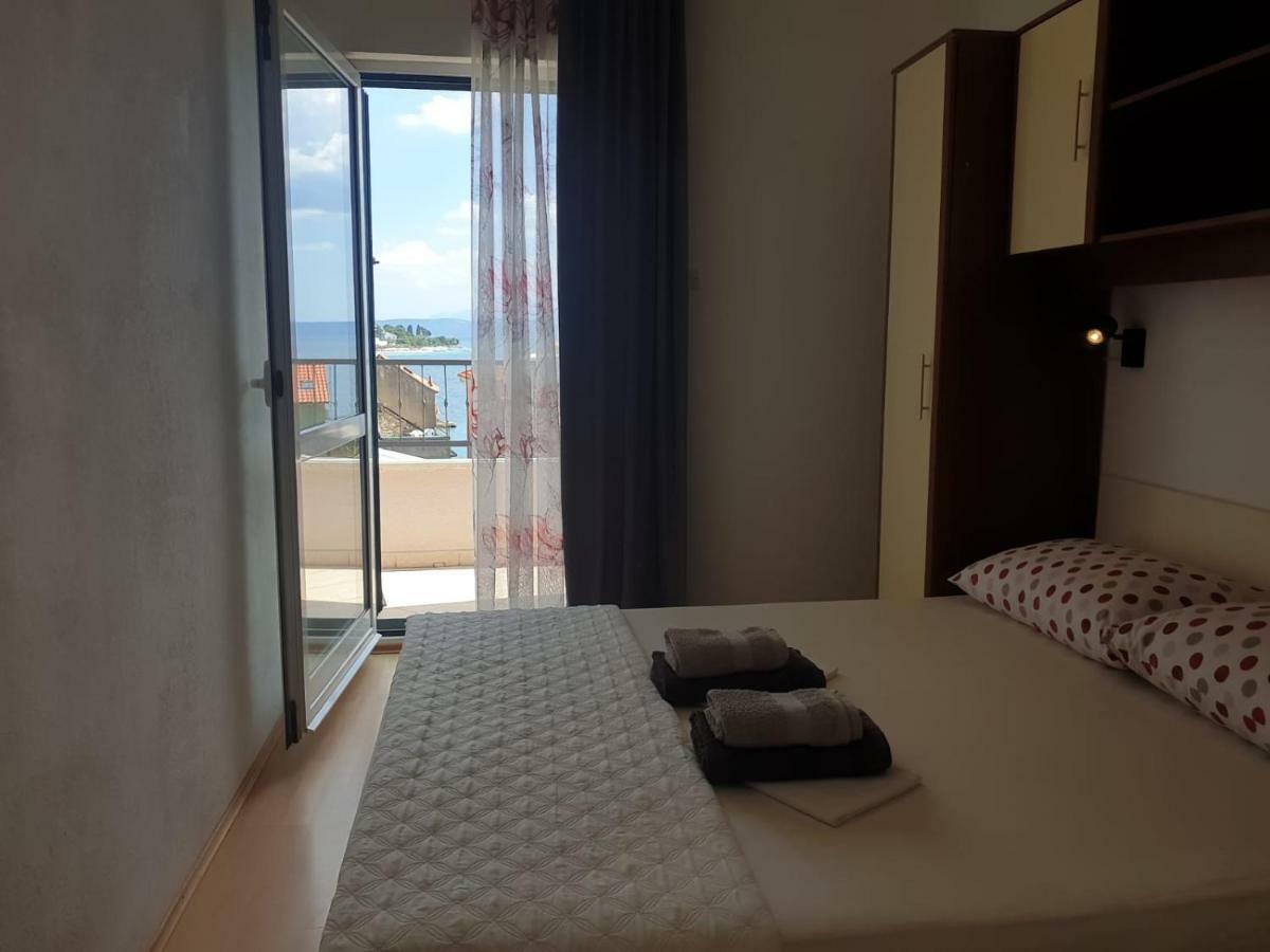 Apartments Pero ポドゥゴラ エクステリア 写真