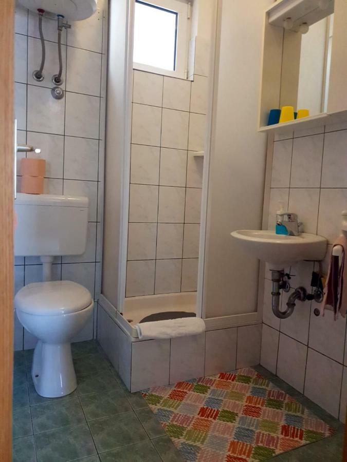 Apartments Pero ポドゥゴラ エクステリア 写真